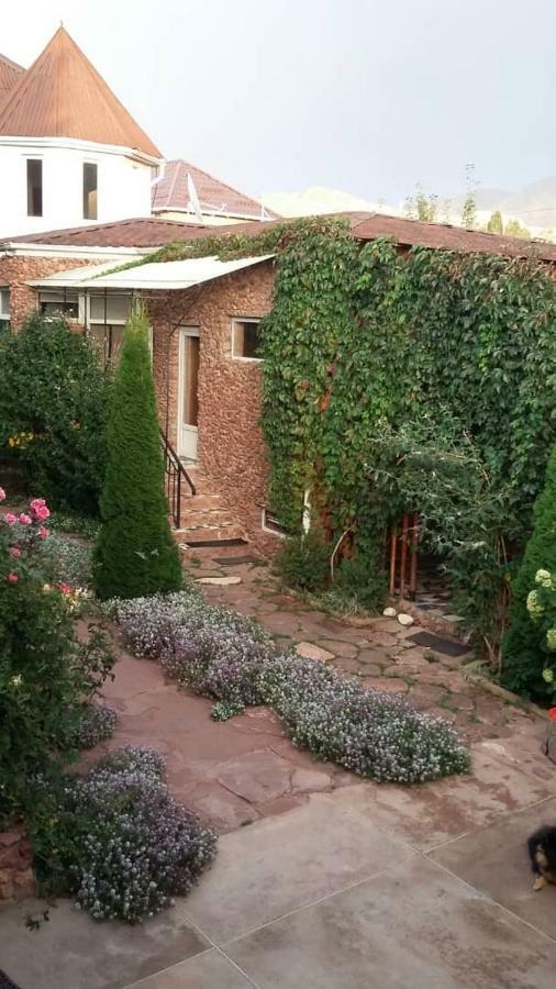 Guest House Fairy Tale Kaji-Say Exterior foto
